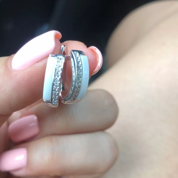 NEW Luxury‎ White Ceramic Diamond Hoop Earrings - Picture 2 of 15